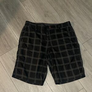 O’Neill Men's Black Plaid Shorts